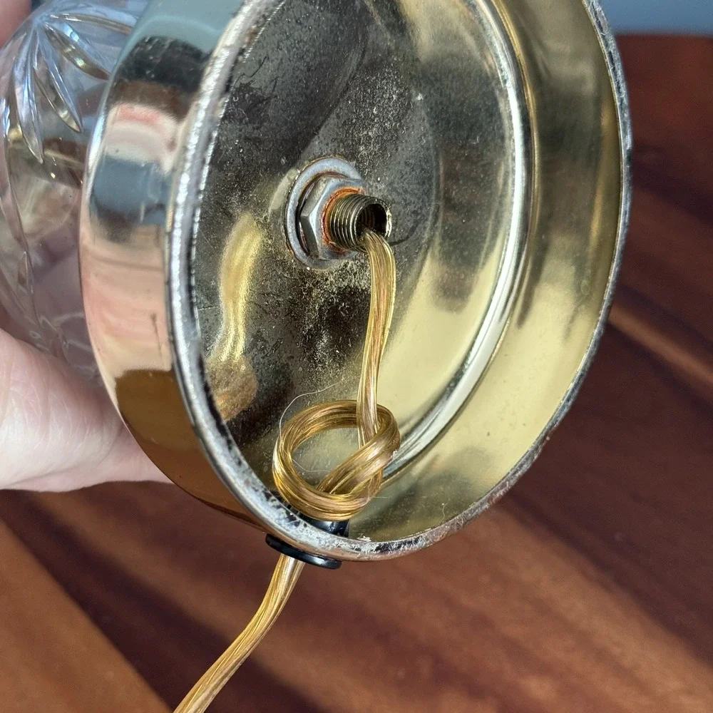 Vintage Cut Glass‎ Accent Lamp Brass-Plated Base 9.5